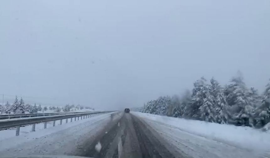 Kütahya'da kar yağışı