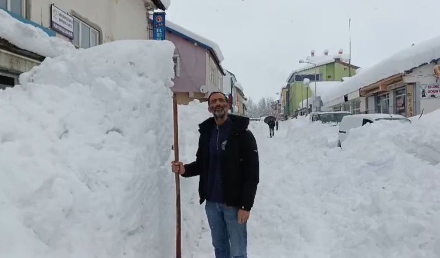 Ovacık'ta kar kalınlığı 1,5 metreye ulaştı