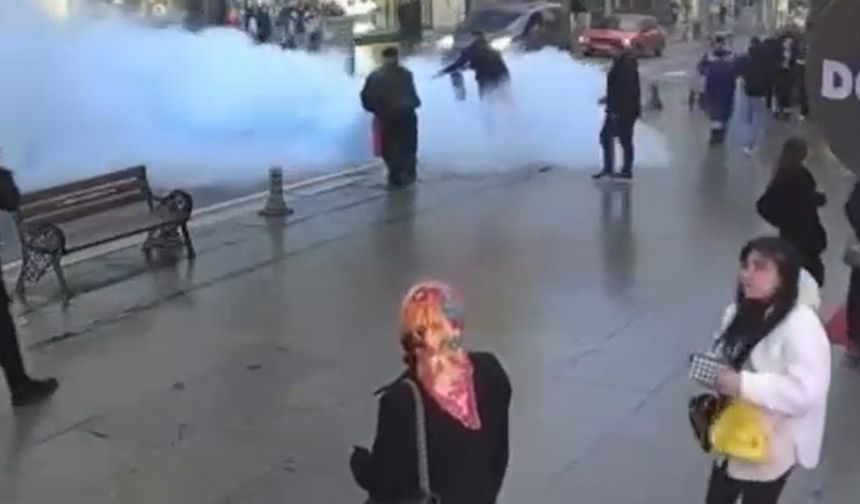 Seyir halindeki motosiklet alev aldı; o anlar kamerada