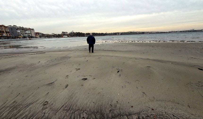 Tekirdağ'da deniz 50 metre çekildi