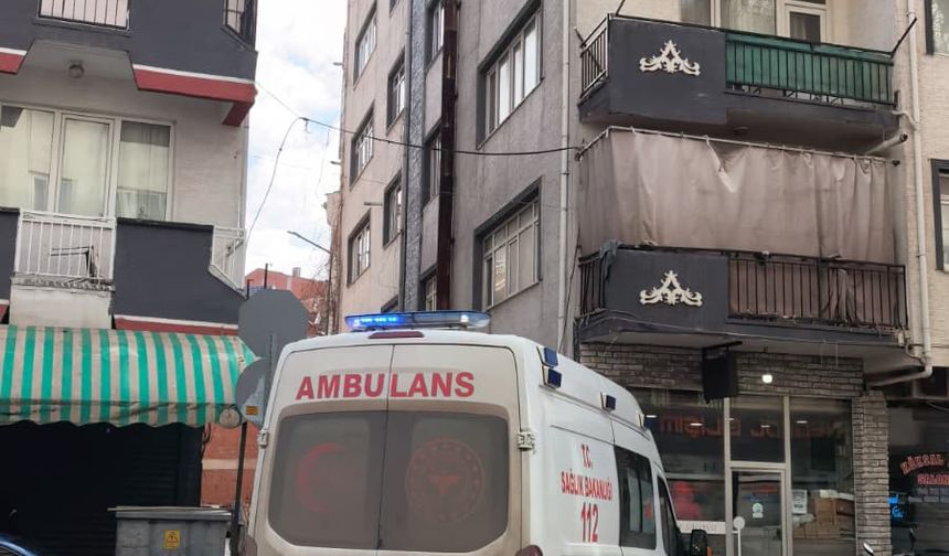 Yalnız yaşadığı evinde ölü bulundu