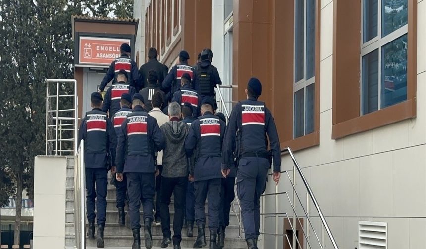 Yalova'da içme suyuna deterjan karıştıran 3 sanığa 5'er yıl hapis