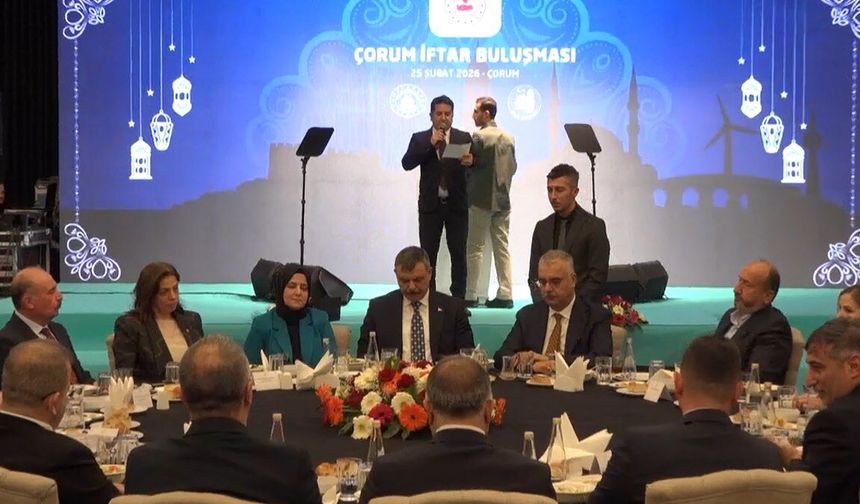 İçişleri Bakanı Çiftçi, geçmişte görev yaptığı Çorum Valiliği'ni ziyaret etti (2)