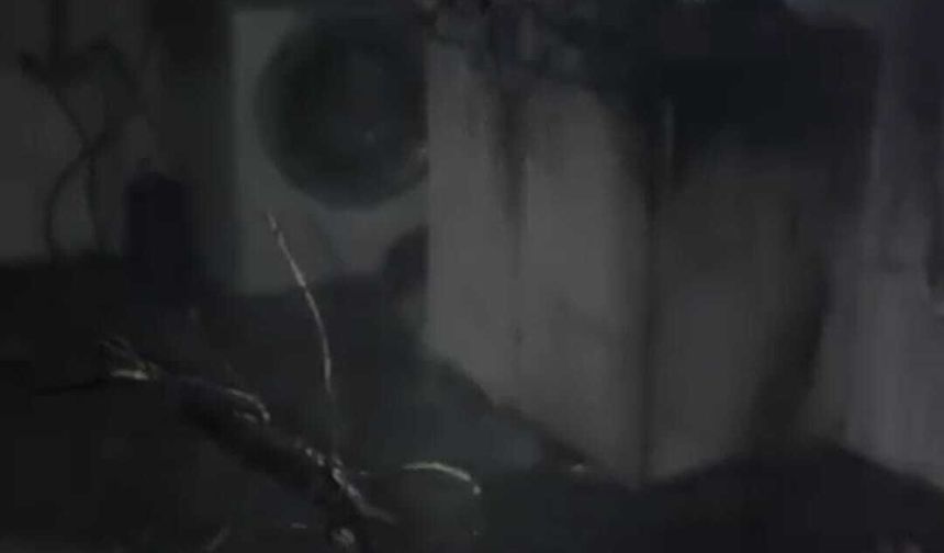 Manisa'da müstakil ev yangında kullanılmaz hale geldi