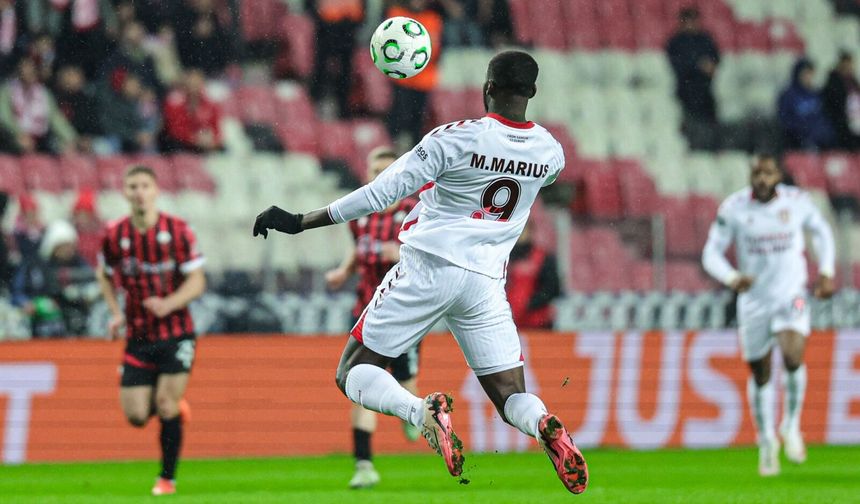 Mouandilmadji, 'Sonuç olarak son 16'ya kaldığımız için çok mutluyuz