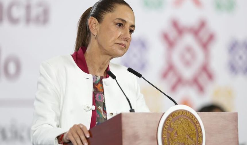 Meksika, Küba'ya petrol sevkiyatını durdurdu