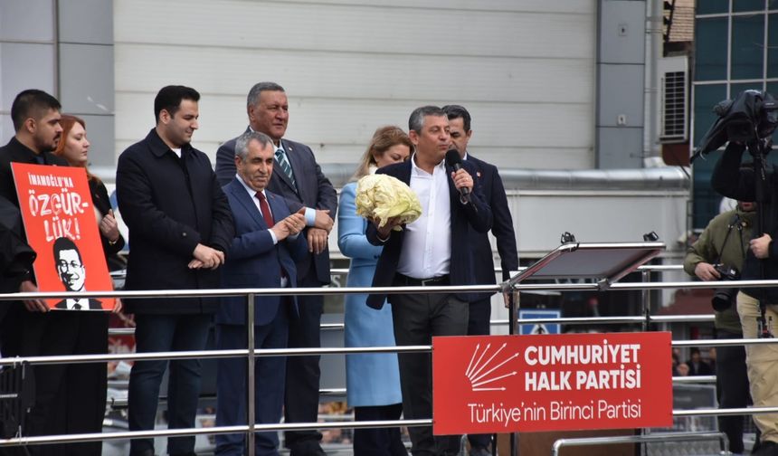 Özgür Özel: Sandık istiyoruz, erken seçim istiyoruz