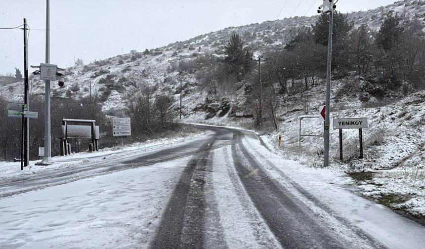 Trakya'da kar yağışı etkili oluyor (2)