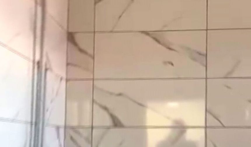 Tuvaletlerde kamera soruşturmasında görevden alınan okul müdürü için valiyi ziyaret ettiler