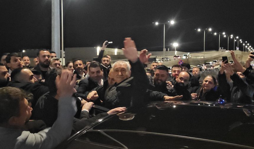 Zeydan Karalar cezaevinden tahliye edildi (2)