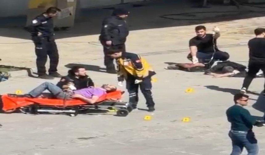 Akaryakıt istasyonunda kavga; 1'i polis, 3 yaralı