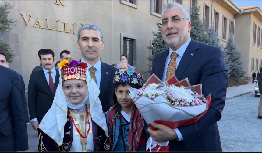 Bakan Işıkhan: Türkiye, coğrafyamızı huzura kavuşturacak her türlü diplomatik adımın yanında yer alacaktır