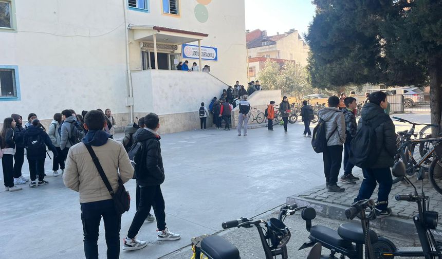 Denizli'de 5.1 büyüklüğünde deprem (3)