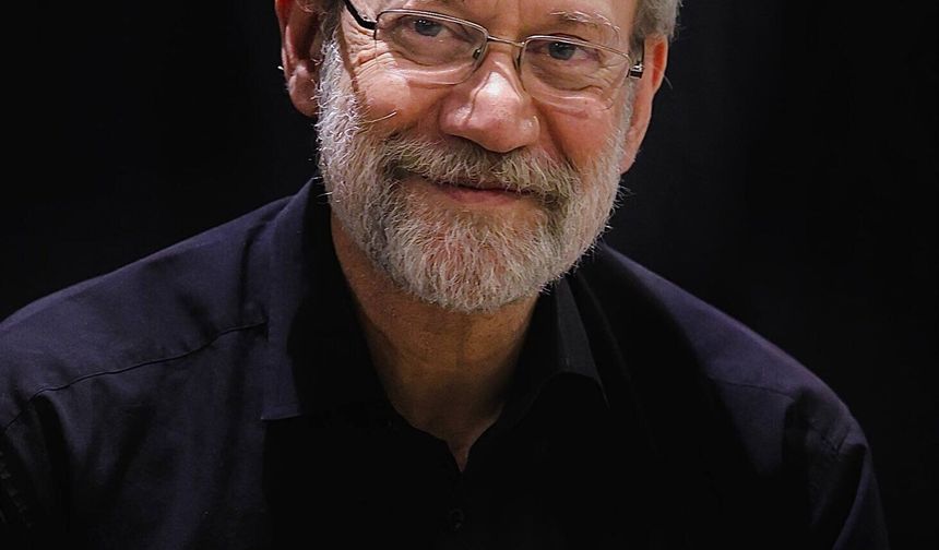 İran devlet medyası, Ali Laricani'nin hayatını kaybettiğini duyurdu