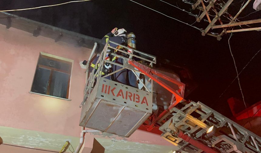 Kastamonu'da bir evde patlamanın ardından yangın çıktı: 1 yaralı