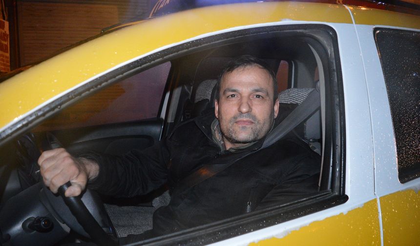 Mardin'de sağanak; yollar göle döndü