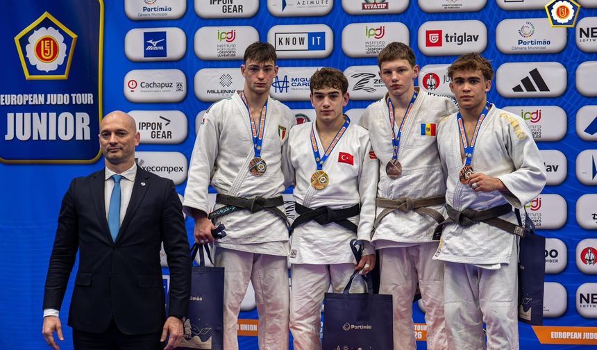 Mustafa Berat Şimşek, Portekiz'de Avrupa Şampiyonu oldu