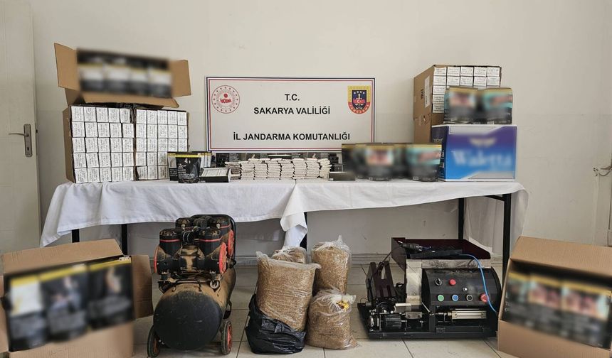 Sakarya'da kaçak tütün operasyonu: 3 gözaltı