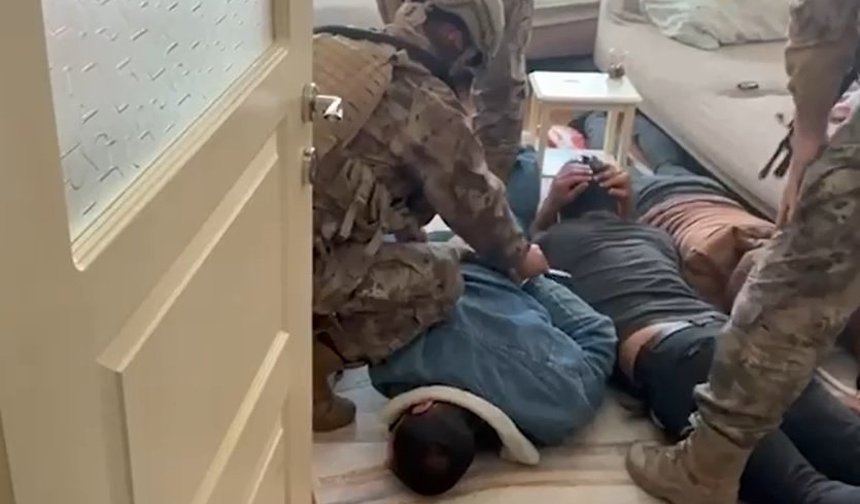 Sivas'ta firari 2 hükümlü PÖH destekli operasyonla yakalandı