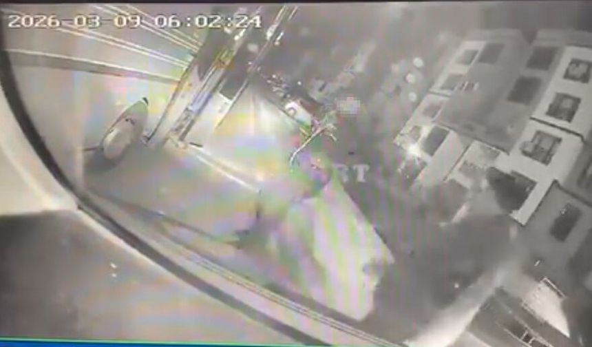 Yol verme tartışmasında şoförler kaza yaptı