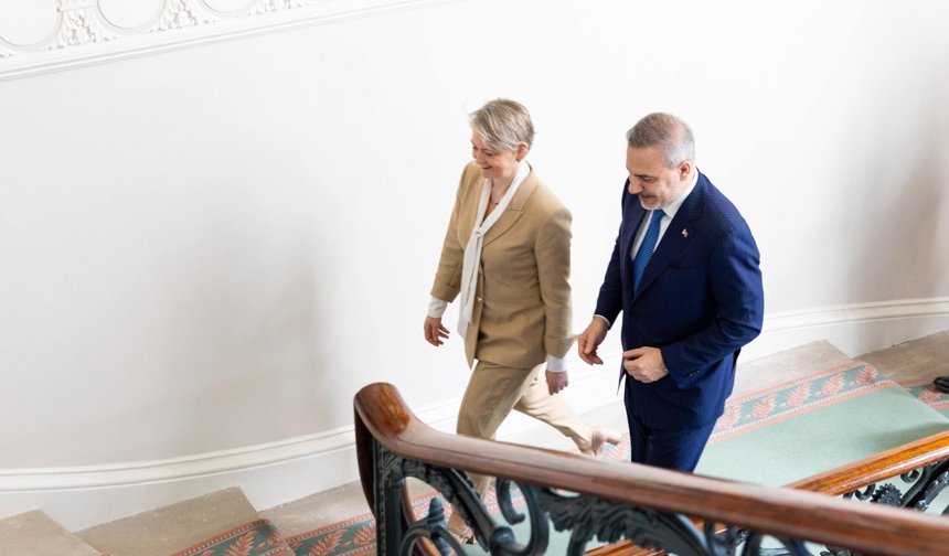 Bakan Fidan Bakan Cooper ile Stratejik Ortaklık Belgesi imzaladı