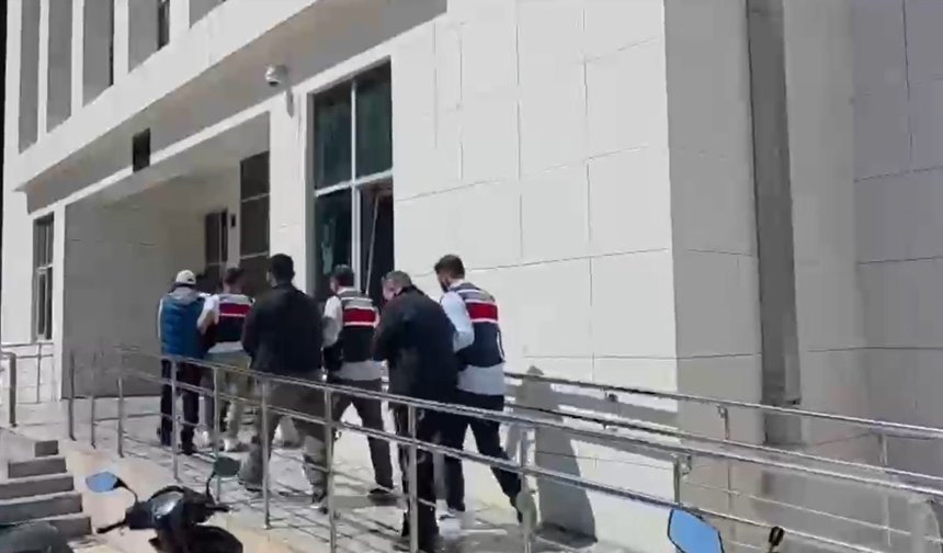 24 ilde 'uyuşturucu kullanımına özendiren' paylaşım yapanlara operasyon; 16 tutuklama