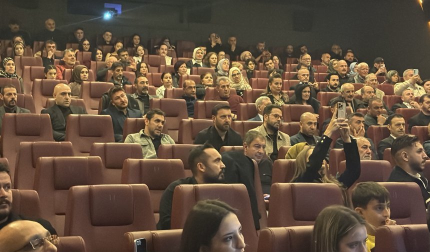 Abdullah Çatlı'nın hayatını anlatan 'Çatlı' filminin galası Yalova'da gerçekleştirildi