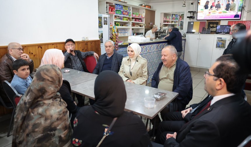 Türk Bakan Göktaş, Brüksel'de