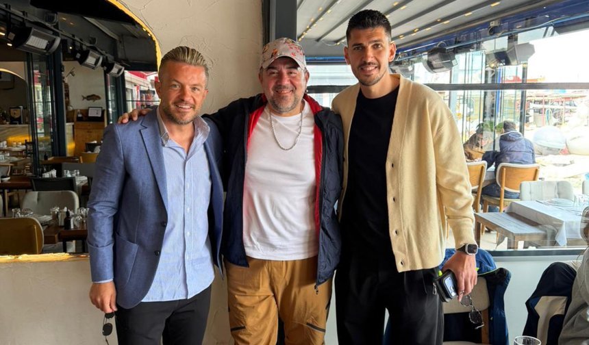 Altay'dan Ata Demirer'e jest