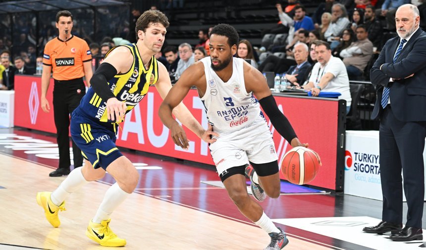 Anadolu Efes - Fenerbahçe Beko: 73-89