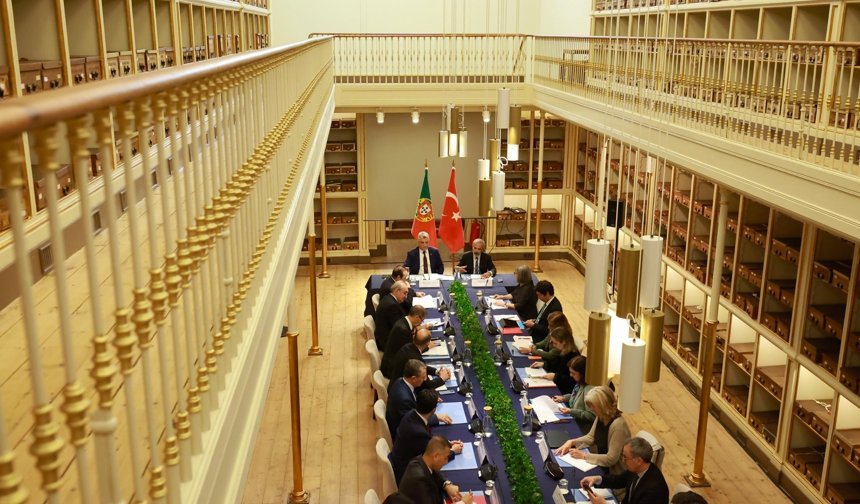 Bakan Bolat, Lizbon'da 'Türkiye-Portekiz 5'inci Dönem JETCO Toplantısı'na katıldı