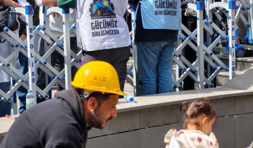 Bakanlıkta maden işçileri ve işveren arasında toplantı (4)