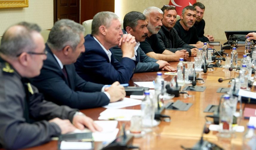 Bakanlıkta maden işçileri ve işveren arasında toplantı