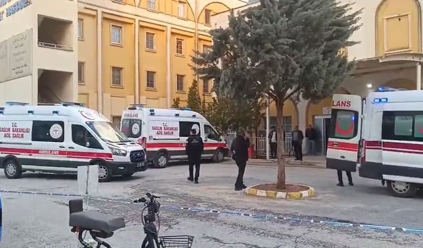 Çalıştığı inşaatın 3'üncü katından düşen işçi, ağır yaralı