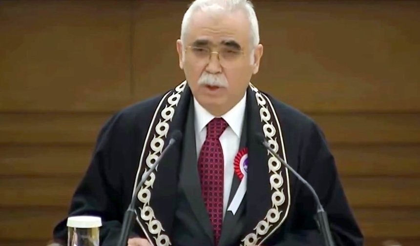 Cumhurbaşkanı Erdoğan, AYM'nin 64'üncü kuruluş yıl dönümü törenine katıldı