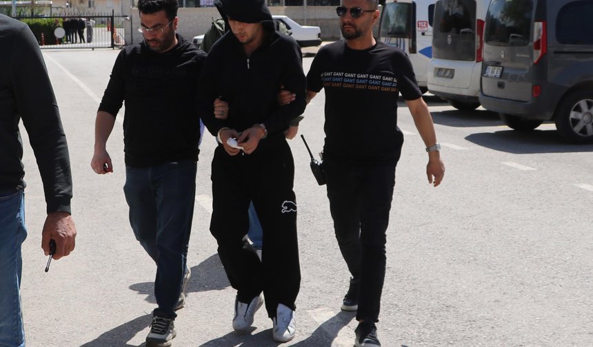 Denizli'de sokak düğünü sonrası eşya toplama kavgası; 1 ölü, 1 yaralı