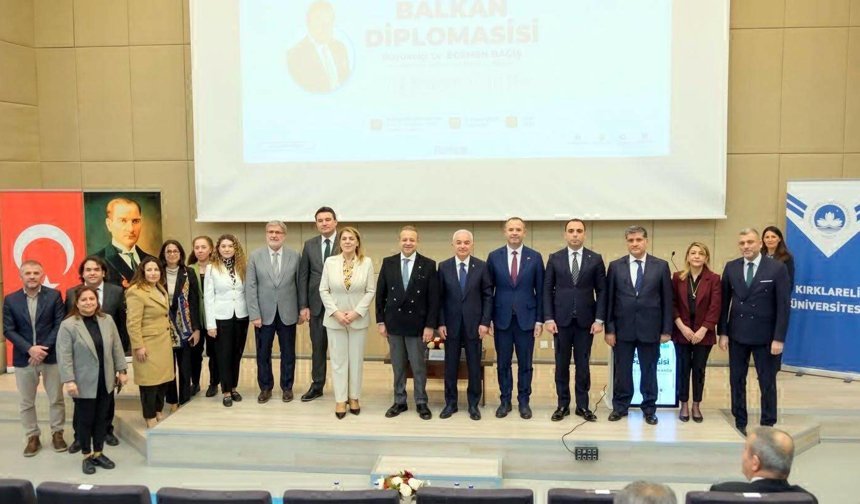 Egemen Bağış: Ülke olarak, bölge olarak güçlü olma mecburiyetimiz var