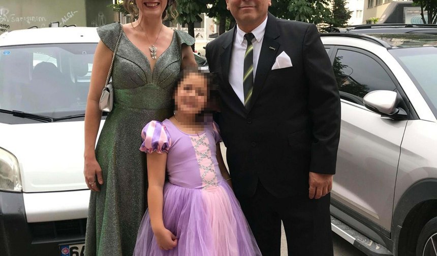 Eşme Belediyesi'ne 'irtikap' soruşturması: Başkan ve eşi dahil 5 gözaltı