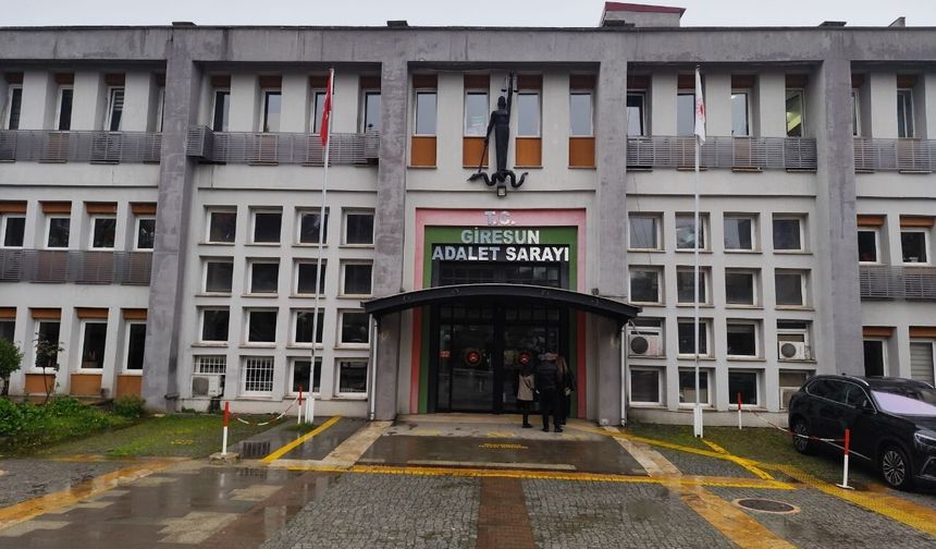 Hasbi Dede, 'cinsel taciz' suçundan 1 yıl 6 ay hapis cezasına çarptırıldı