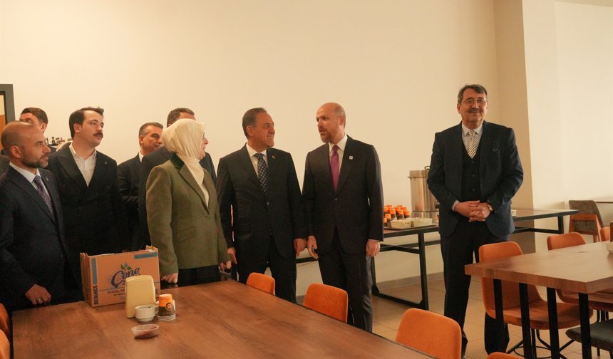 İbn Haldun Üniversitesi tarafından Yalova'da 'Dil Köyü' açılışı yapıldı