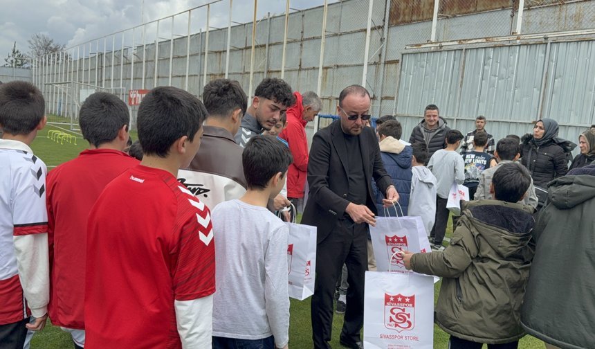 İsmet Taşdemir: Doğru yapılanmayla iyi bir takım yaratmak istiyoruz