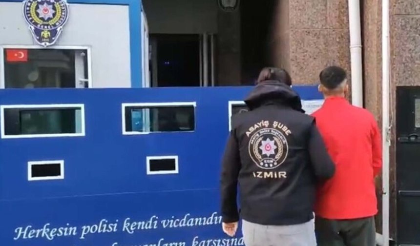 İzmir'de çeşitli suçlardan aranan 131 kişi yakalandı