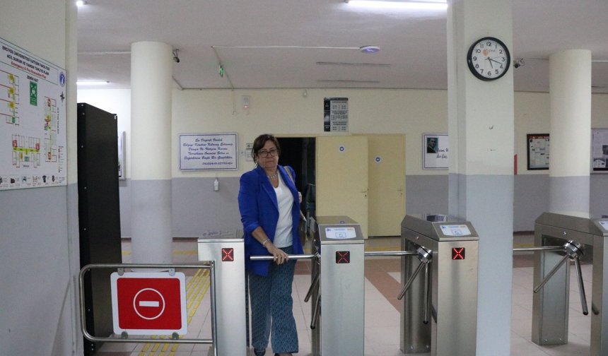 'Kız çocukları okumaz' diye babası göndermedi, 36 yıl sonra üniversite sıralarında