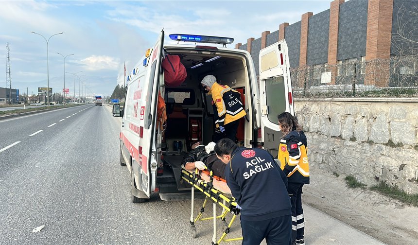 Kütahya'da takla atan otomobildeki 5 kişi yaralandı