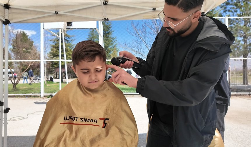 Malatya'da 23 Nisan'da çocuklara ücretsiz tıraş
