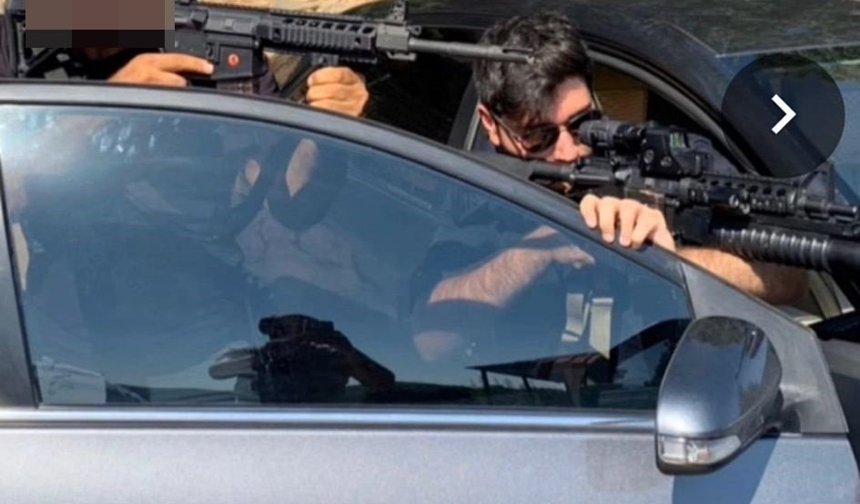 'Silahım yok' diyen Mustafa Türkay Sonel'in kamuflajlı tabancalı fotoğrafı ortaya çıktı (2)