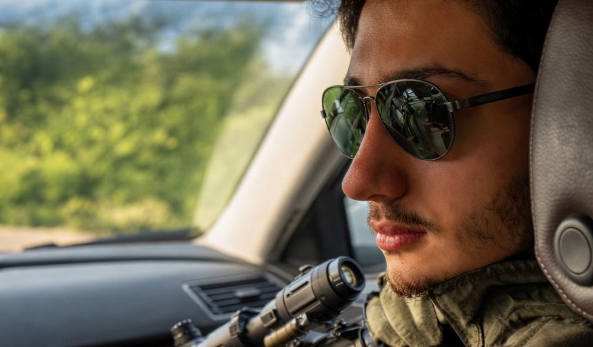 'Silahım yok' diyen Mustafa Türkay Sonel'in kamuflajlı tabancalı fotoğrafı ortaya çıktı / Ek fotoğraf