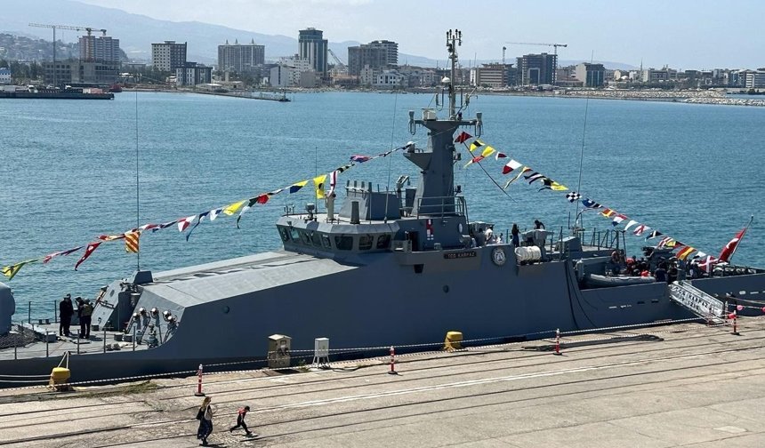 TCG Karpaz ve TCSG Yaşam gemileri, Hatay'da ziyarete açıldı