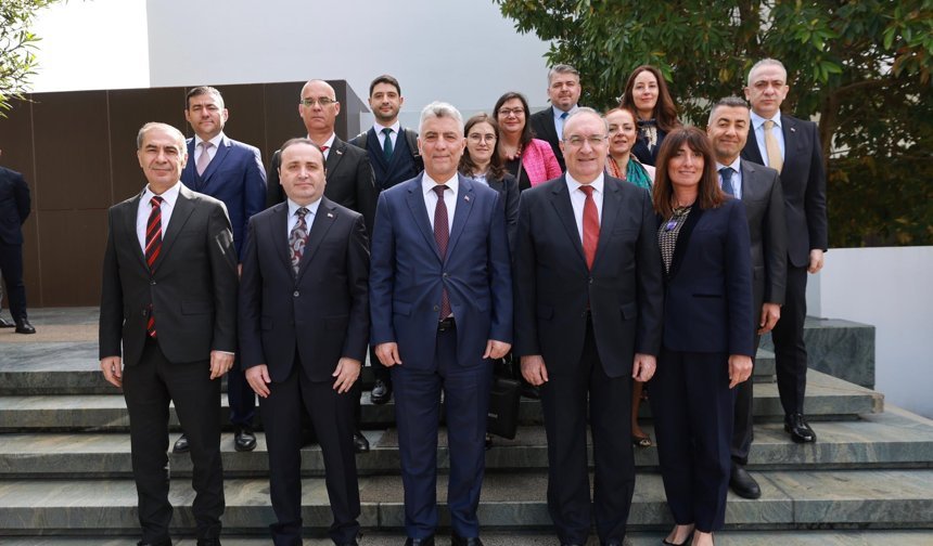 Ticaret Bakanı Ömer Bolat, Portekiz'de