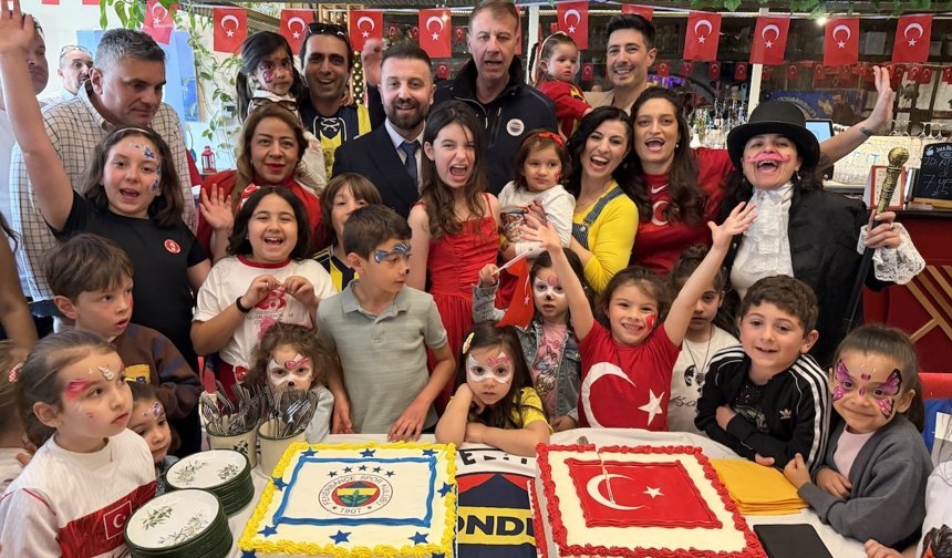 Londra Fenerbahçeliler Derneği’nde 23 Nisan Coşkusu